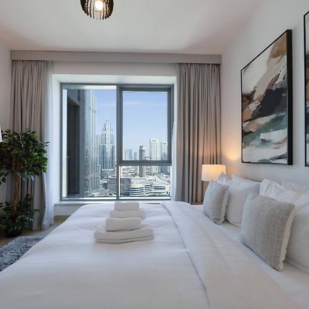 Signature Burj Khalifa View Residence Dubai Exterior photo