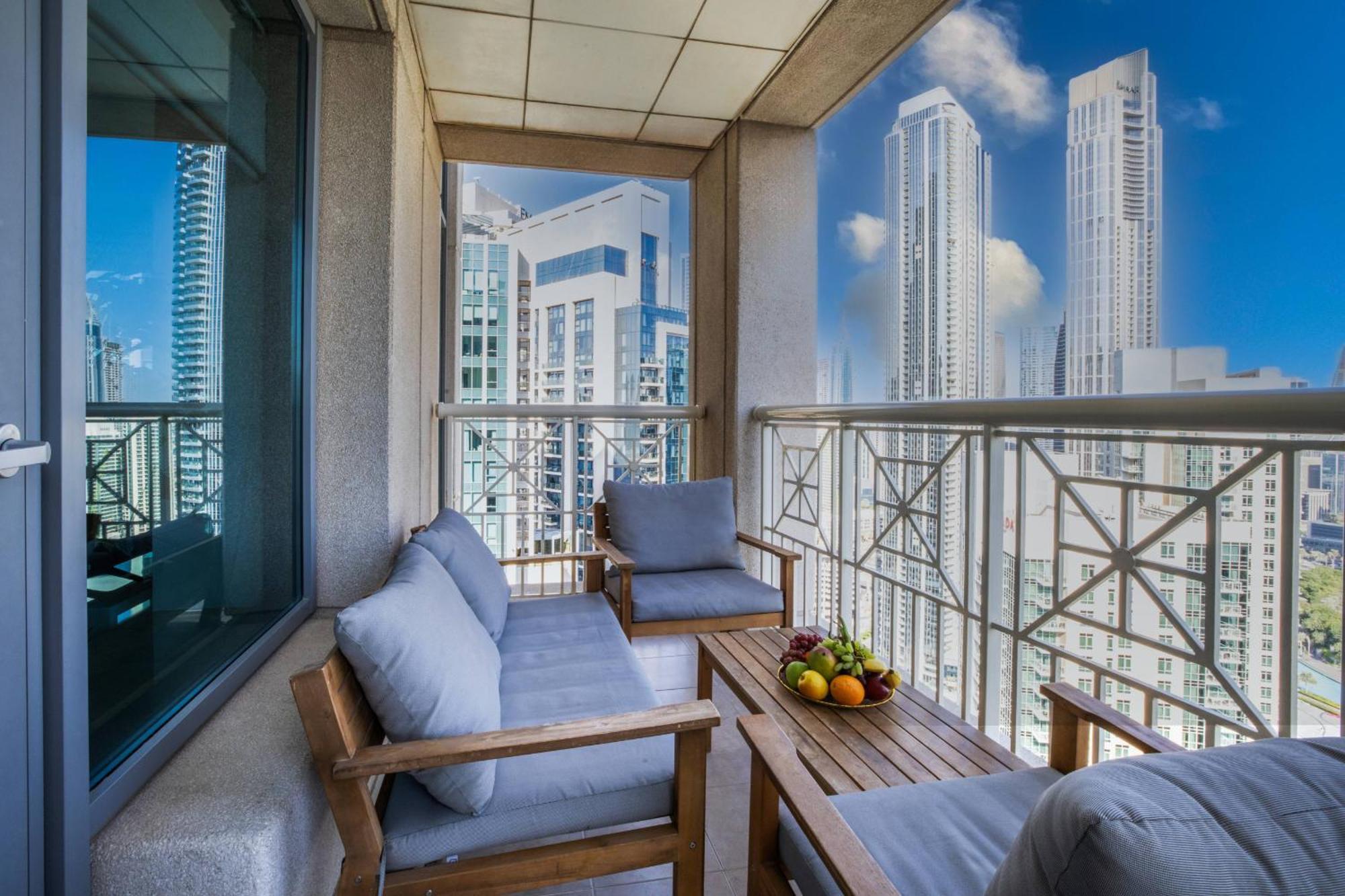 Signature Burj Khalifa View Residence Dubai Exterior photo